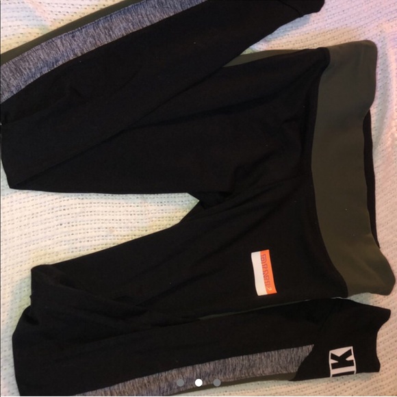 PINK leggings!! - Picture 3 of 3